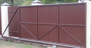 Купить откатные ворота из профнастила Новошахтинск, цена от 1794 руб.